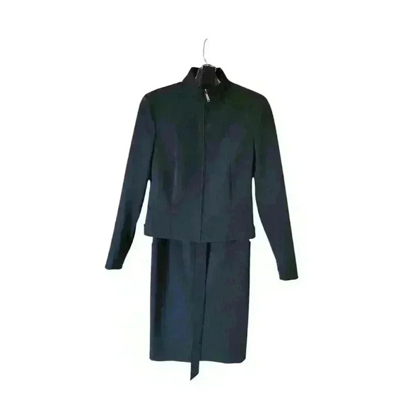 Max Mara Black Two Piece Blazer And Sleeveless Belted Dress U.S Size 2. - Picture 4 of 10